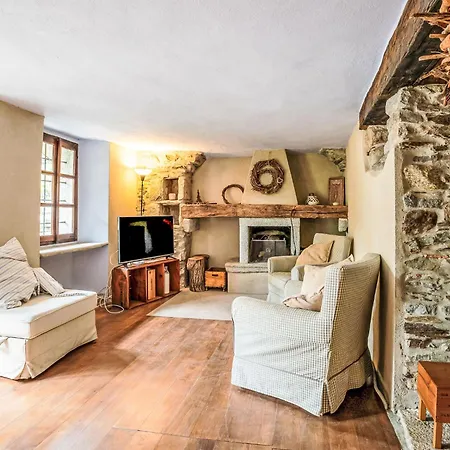 Il Glicine By Interhome Holiday home Mergozzo